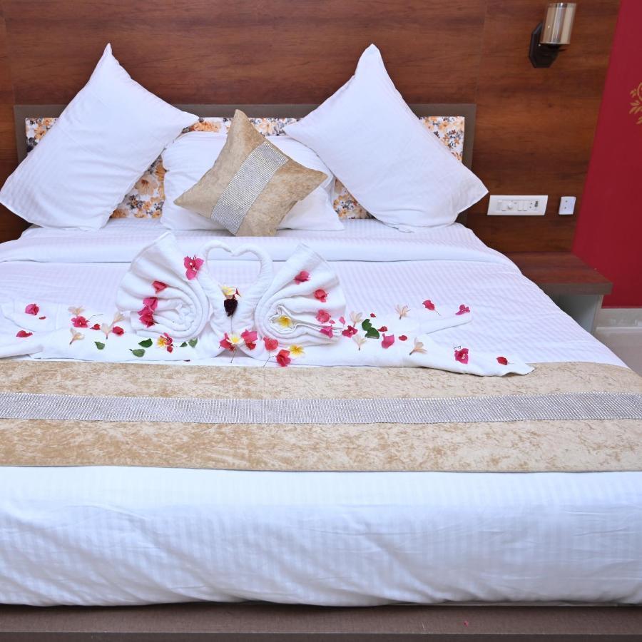 Hotel Bhairav Niwas Биканер Экстерьер фото